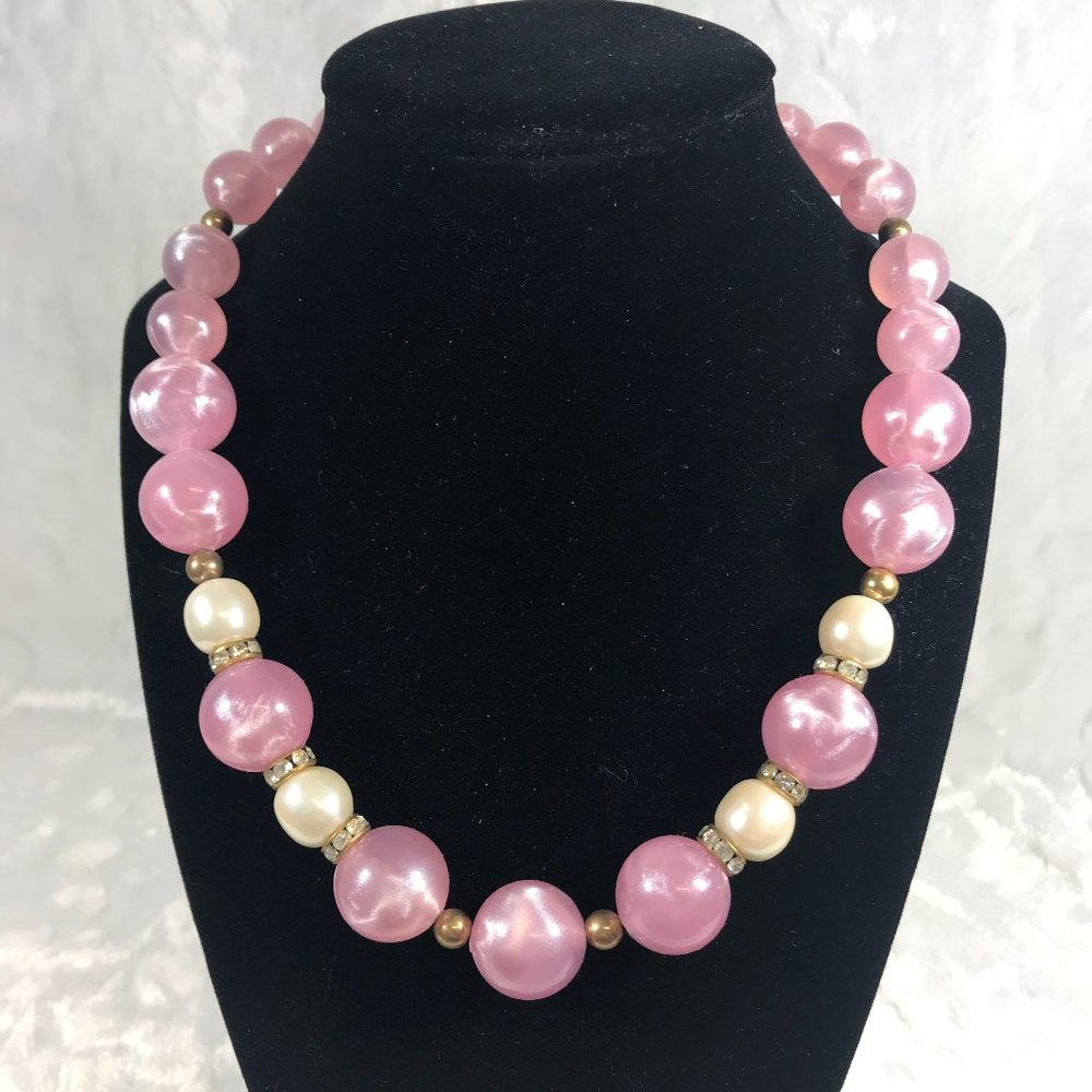 Vintage Rare Hattie Carnegie signed Bead Necklace
